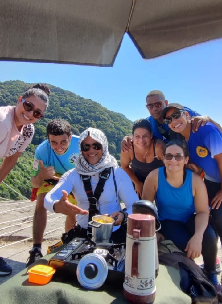 Café, Rapel e Trilha no Morro do Maluf - Guarujá SP