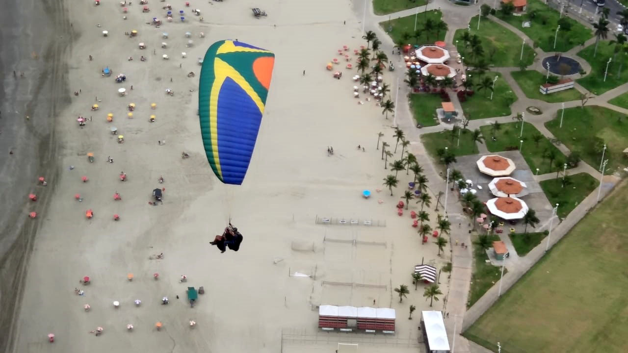 Voo Duplo de Parapente em São Vicente SP