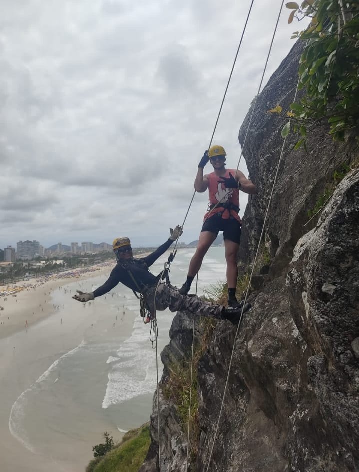 Café, Rapel e Trilha no Morro do Maluf - Guarujá SP