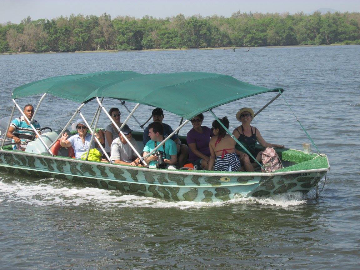 Giro Náutico na Ilha de São Vicente