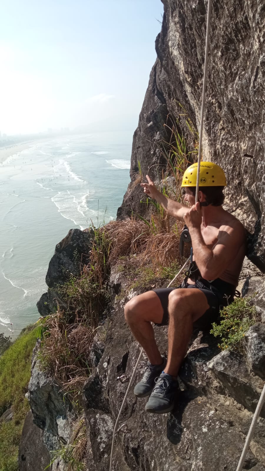 Café, Rapel e Trilha no Morro do Maluf - Guarujá SP